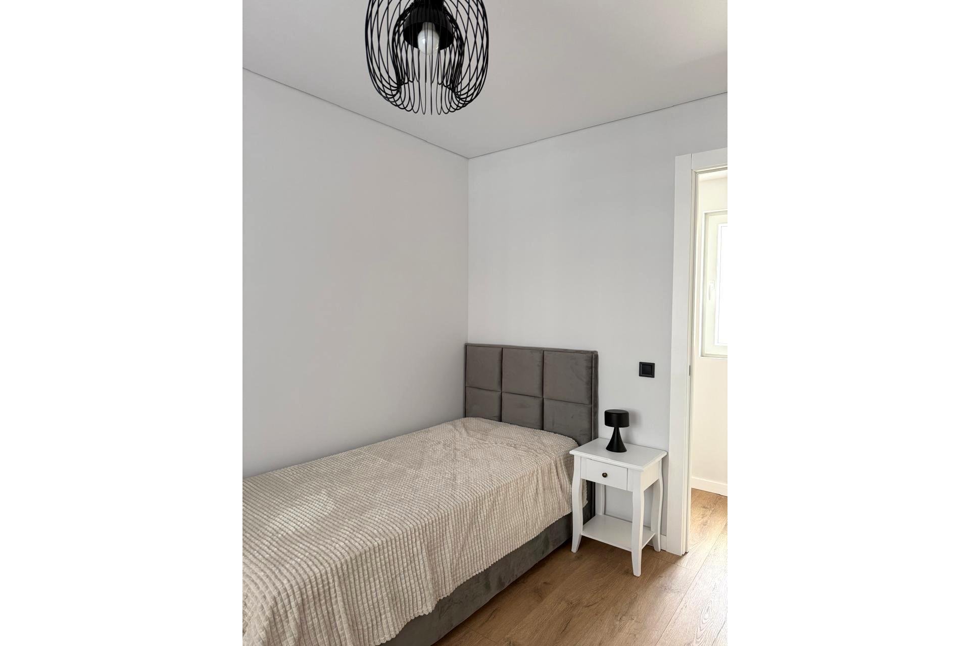 Resale - Apartment -
Torrevieja - Paseo Maritimo