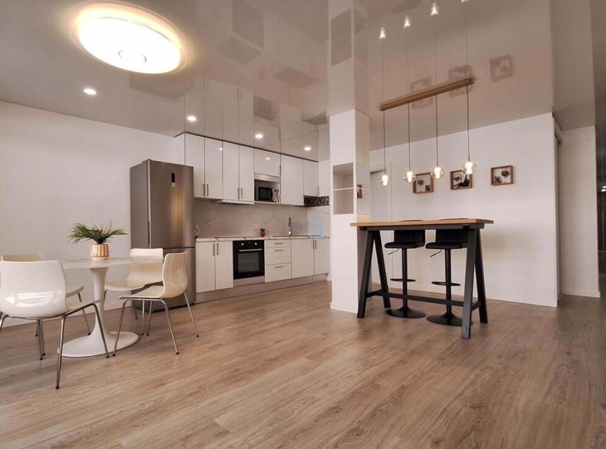Resale - Apartment -
Torrevieja - Playa Acecion