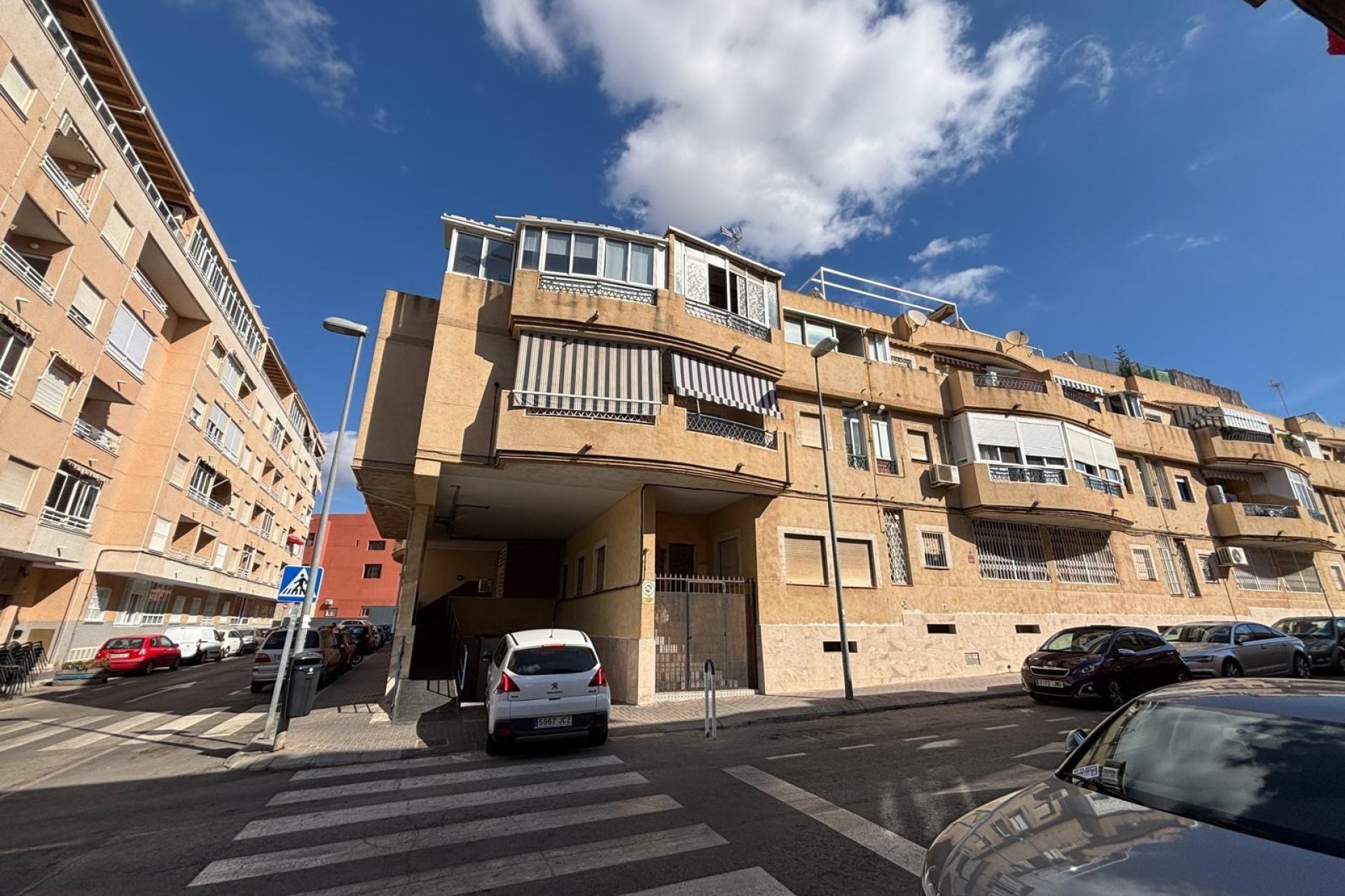 Resale - Apartment -
Torrevieja - Playa de los Locos