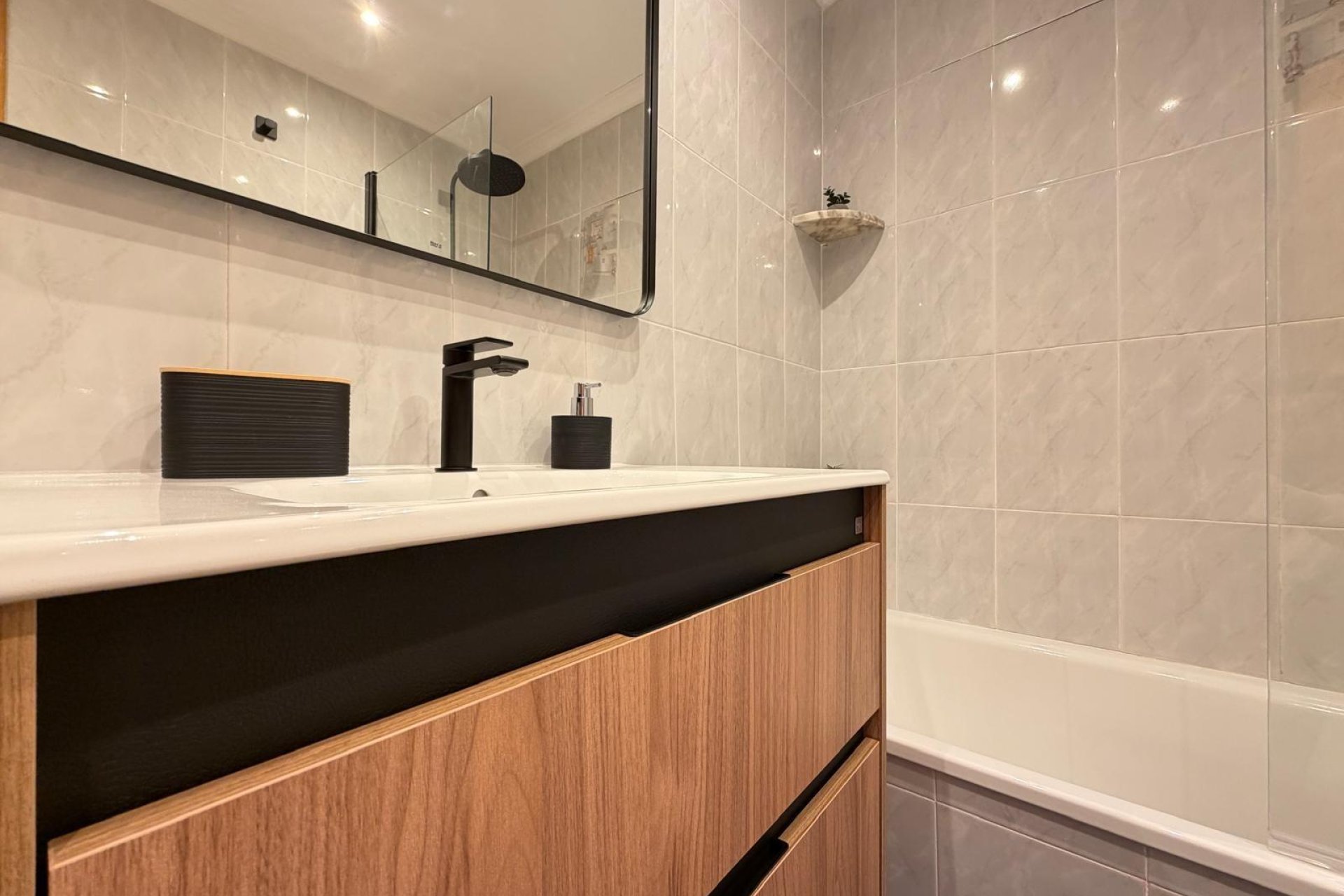 Resale - Apartment -
Torrevieja - Playa de los Locos