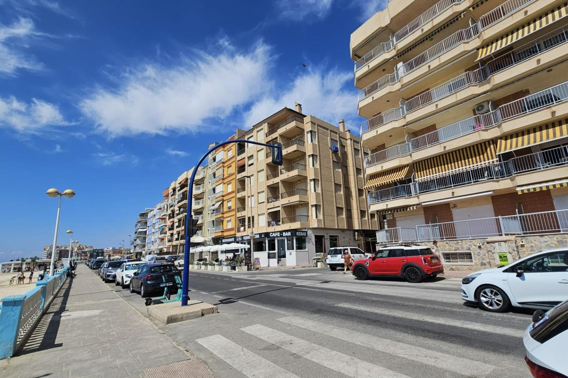 Resale - Apartment -
Torrevieja - Playa de los Locos