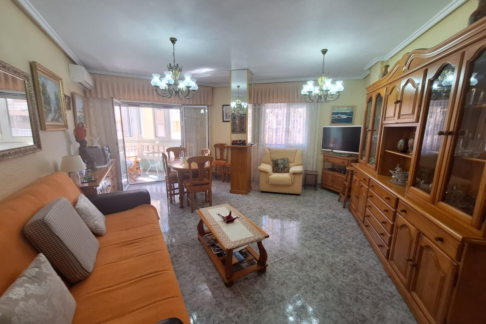 Resale - Apartment -
Torrevieja - Playa de los Locos