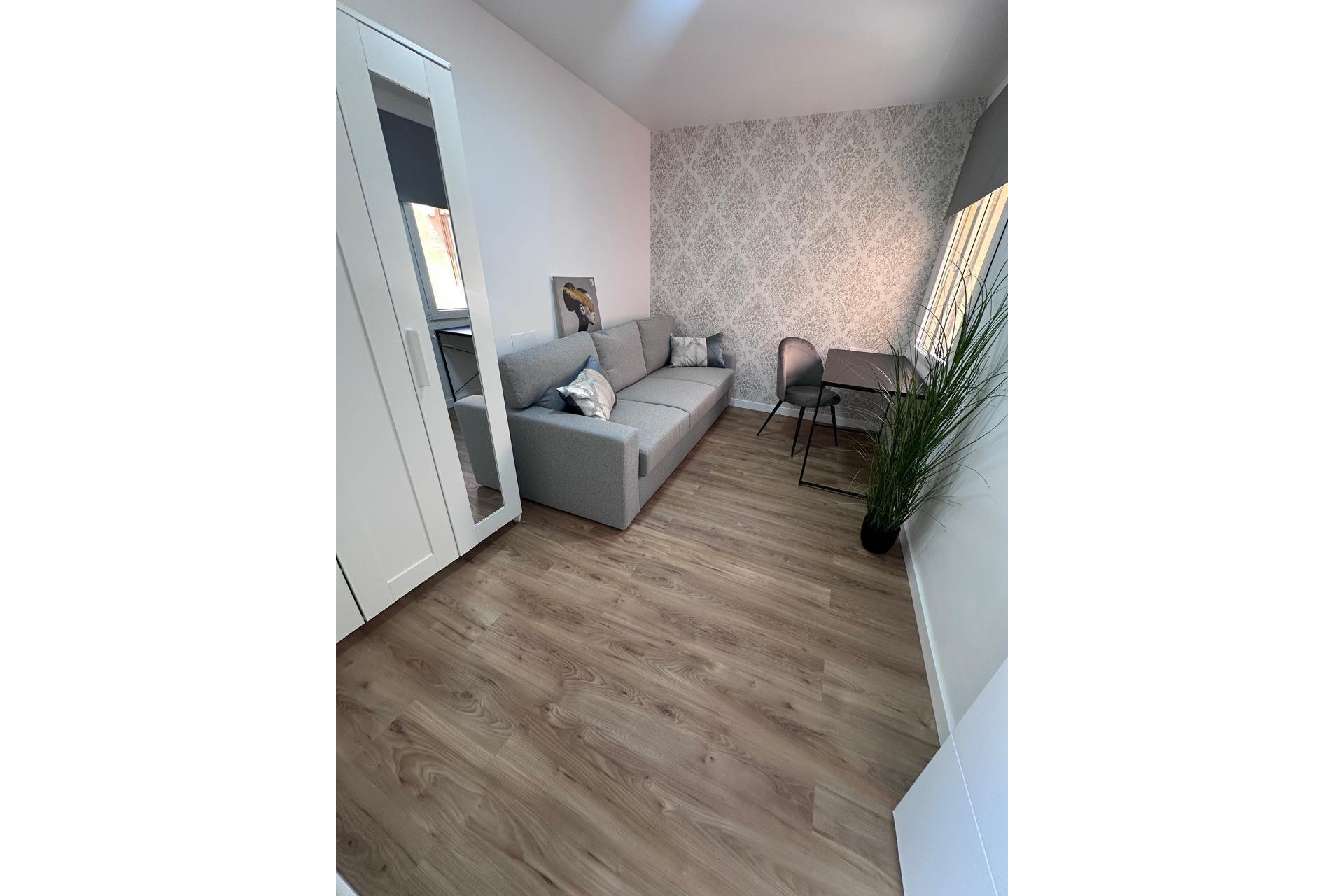 Resale - Apartment -
Torrevieja - Playa de los Locos