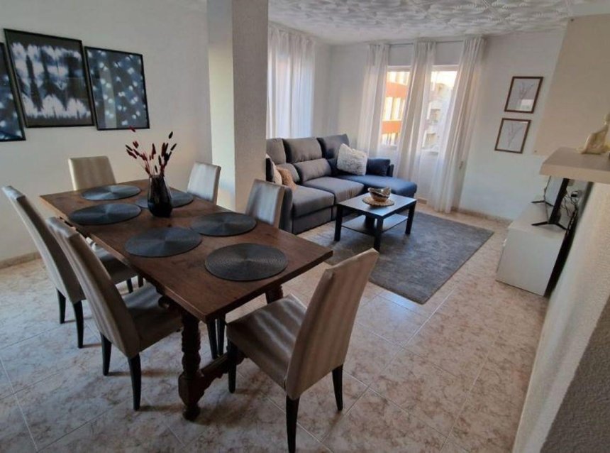 Resale - Apartment -
Torrevieja - Playa de los Locos