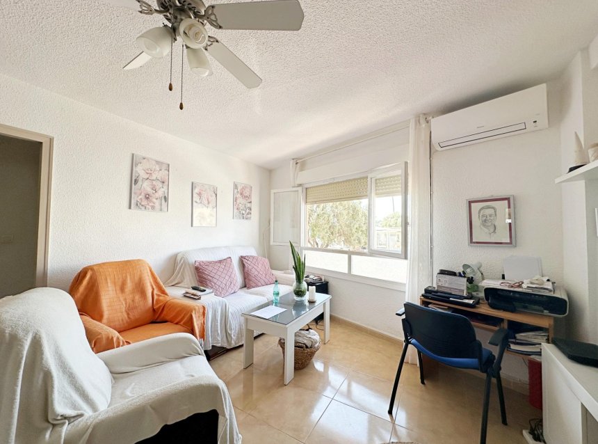 Resale - Apartment -
Torrevieja - Playa De Los Naufragos