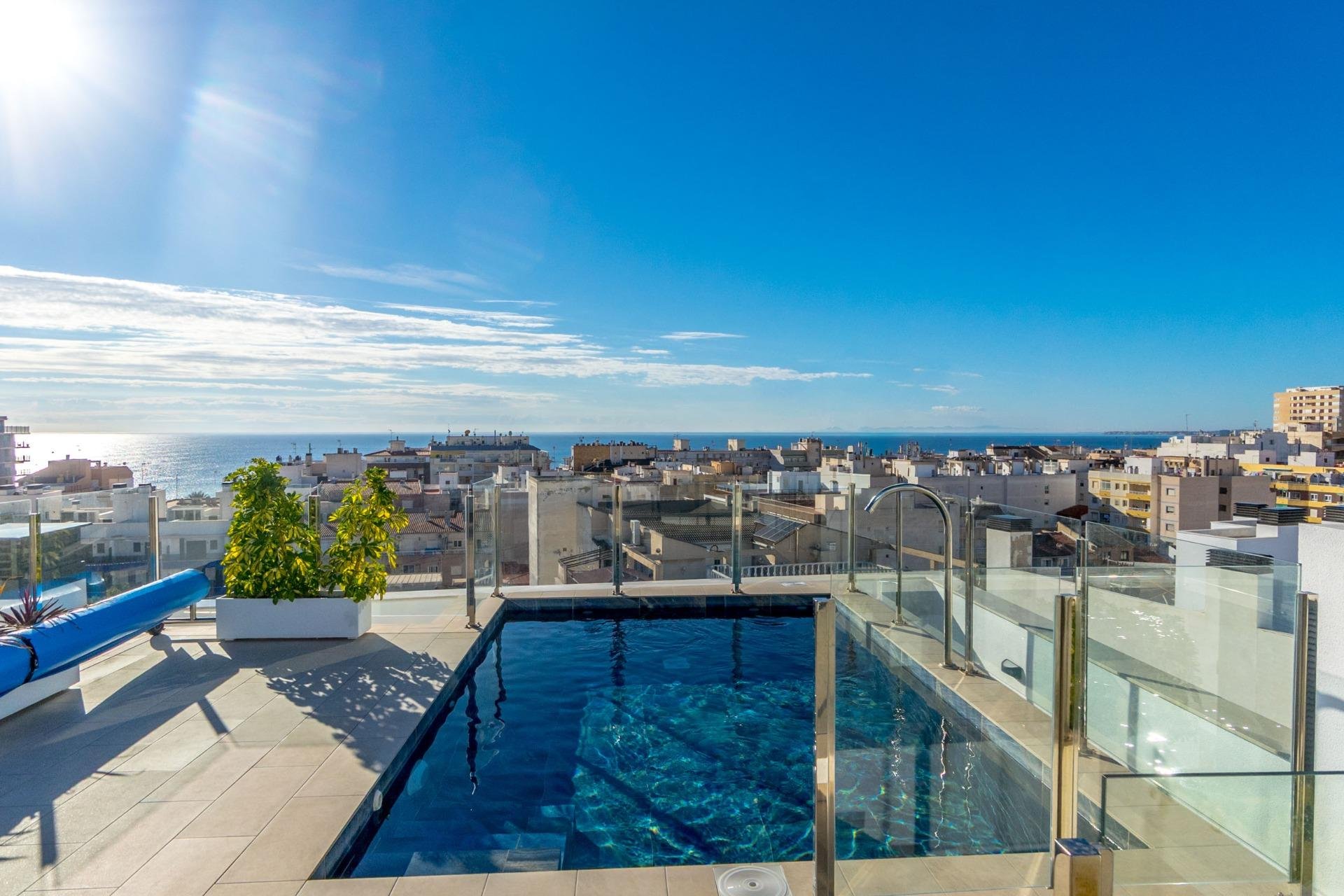 Resale - Apartment -
Torrevieja - Playa del Cura