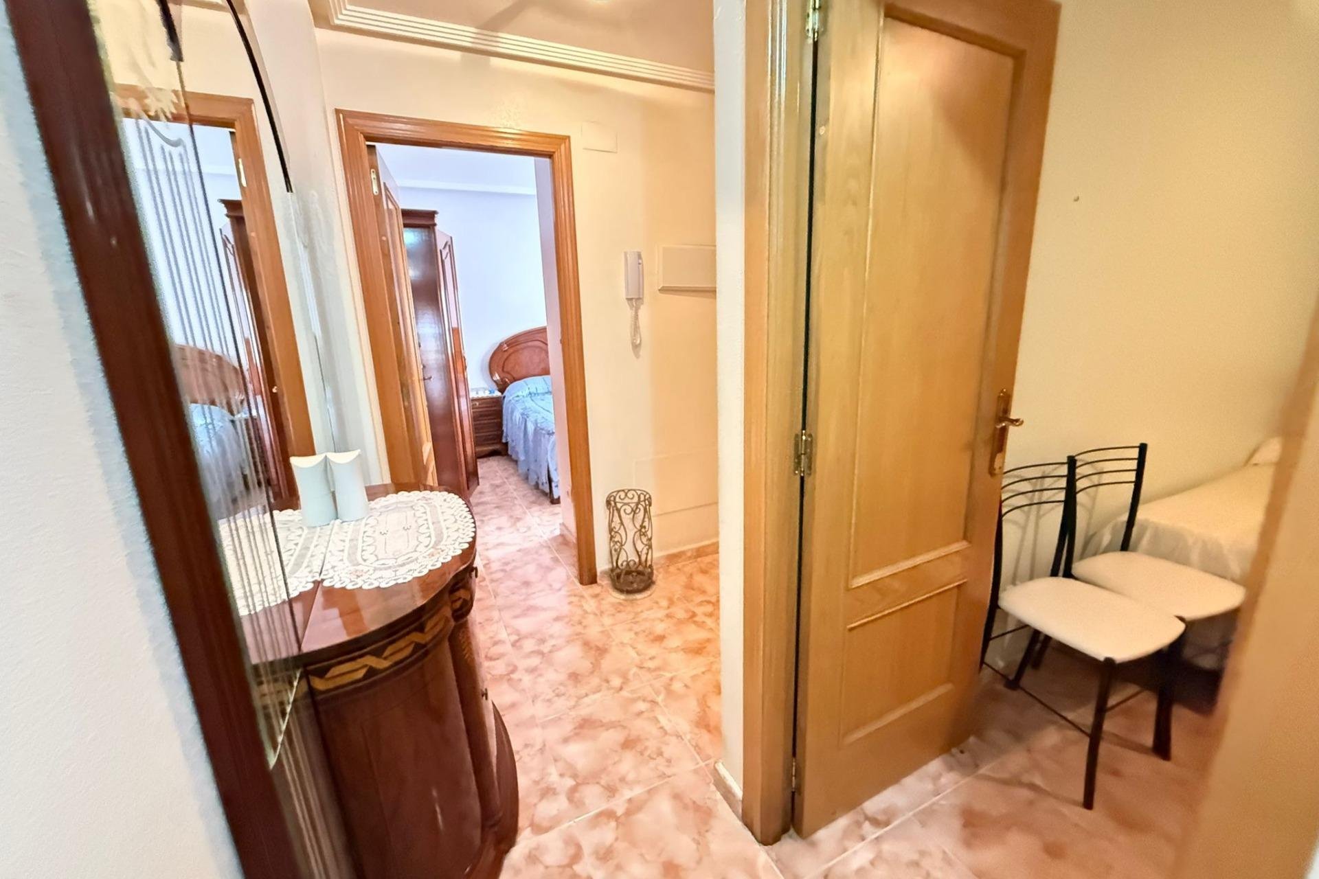 Resale - Apartment -
Torrevieja - Playa del Cura