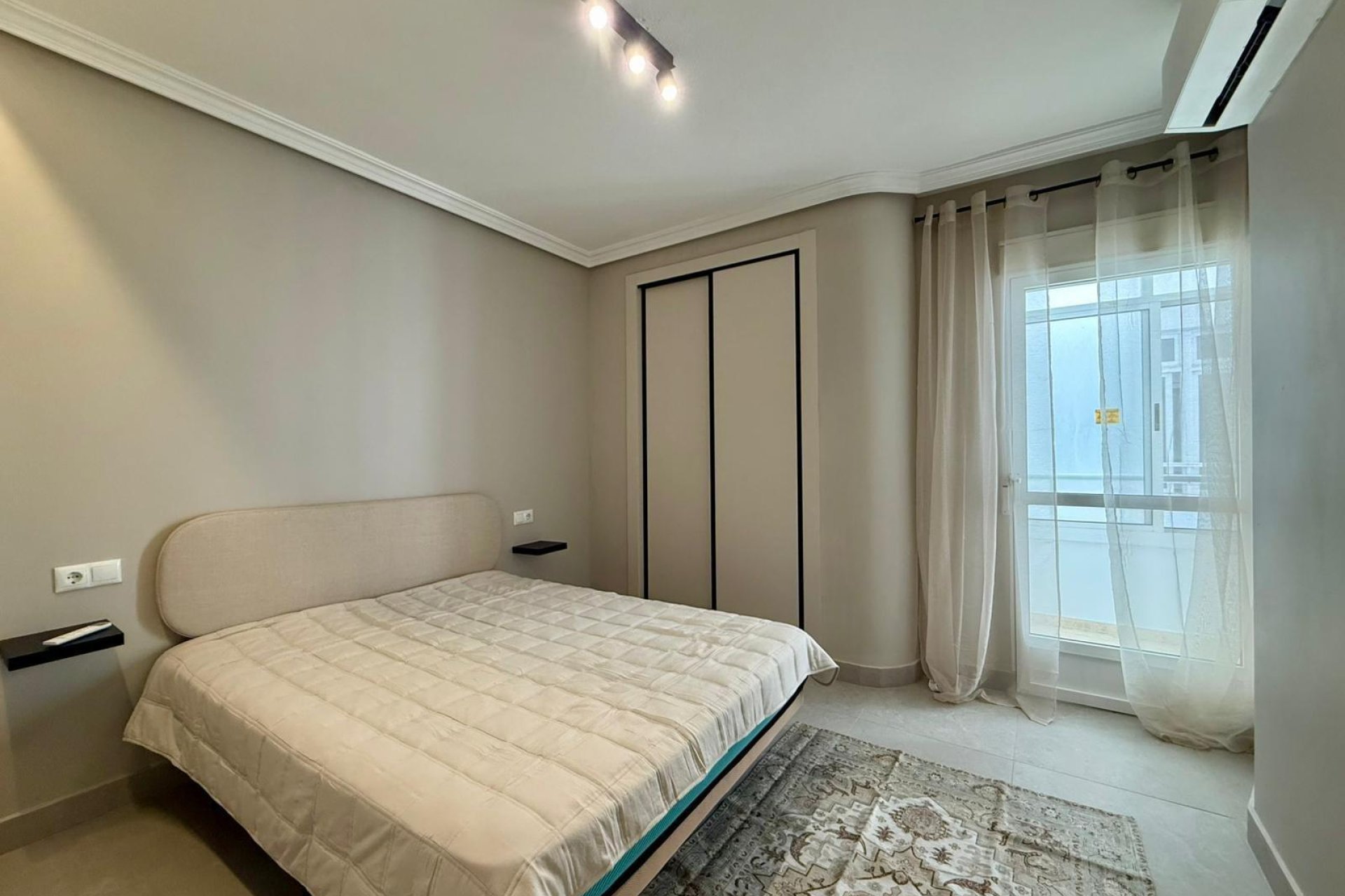 Resale - Apartment -
Torrevieja - Playa del Cura