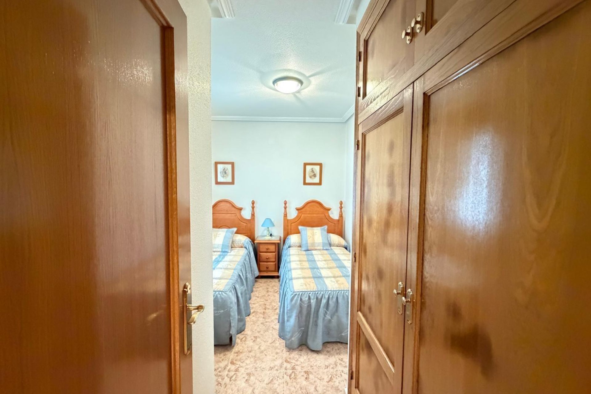 Resale - Apartment -
Torrevieja - Playa del Cura