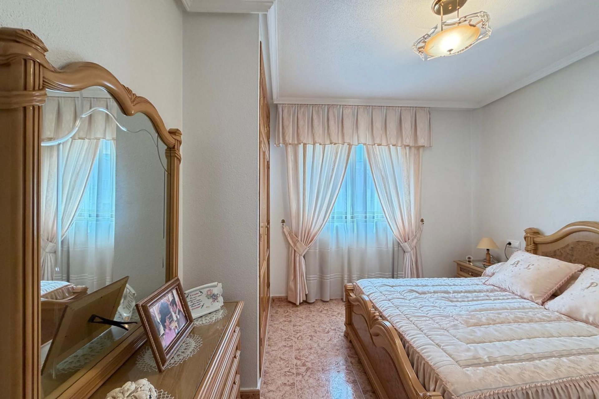 Resale - Apartment -
Torrevieja - Playa del Cura