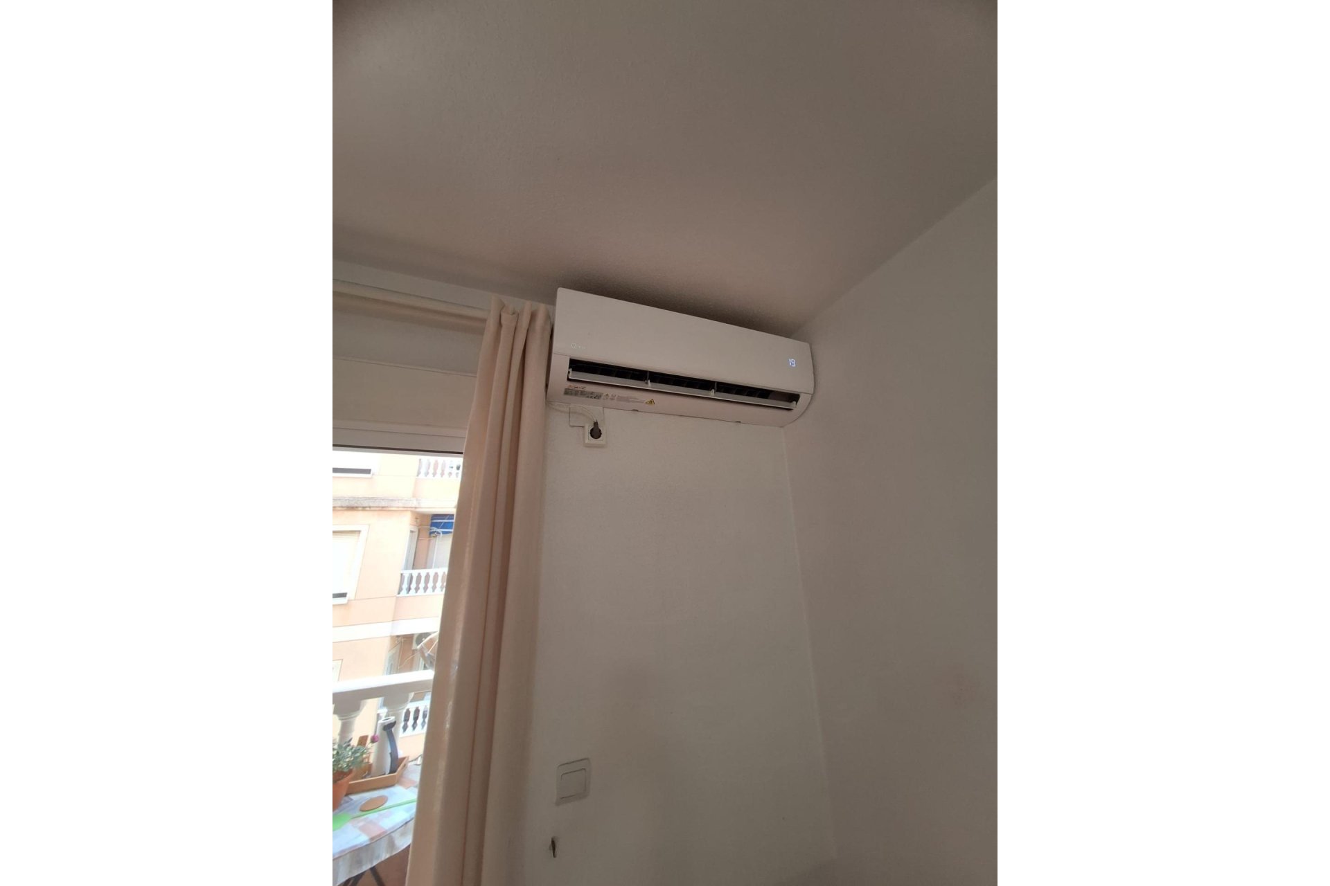 Resale - Apartment -
Torrevieja - Playa del Cura