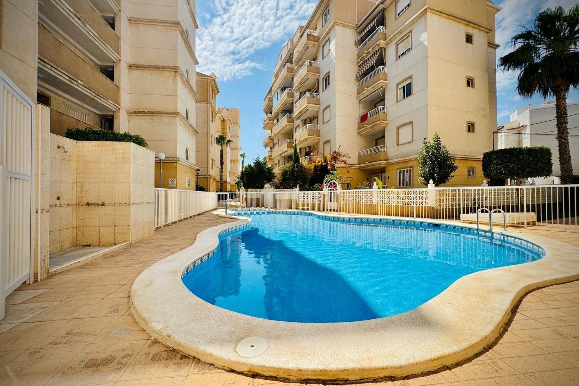 Resale - Apartment -
Torrevieja - Playa del Cura