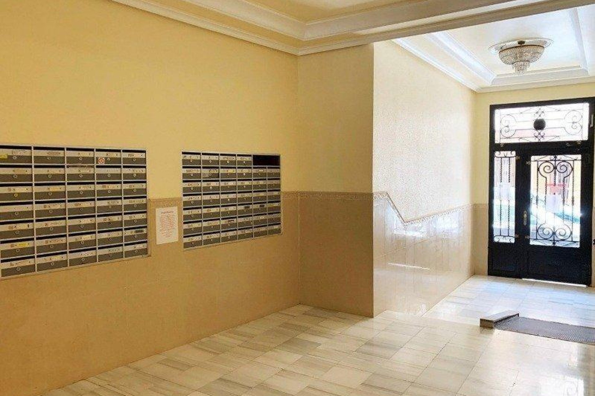 Resale - Apartment -
Torrevieja - Playa del Cura