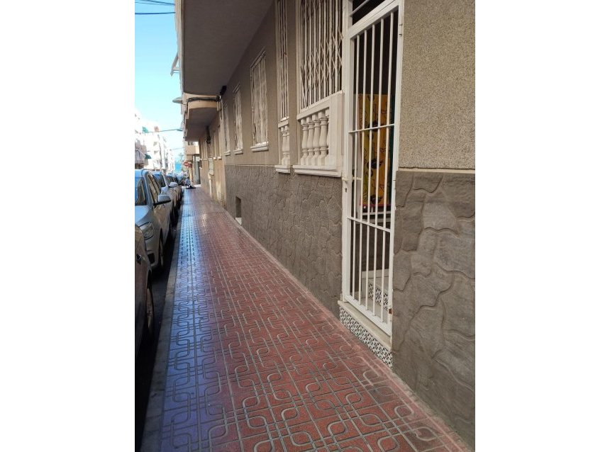 Resale - Apartment -
Torrevieja - Playa del Cura