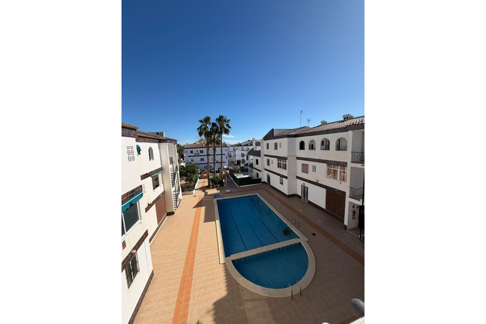 Resale - Apartment -
Torrevieja - Punta Prima