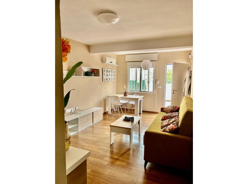 Resale - Apartment -
Torrevieja - Sector 25