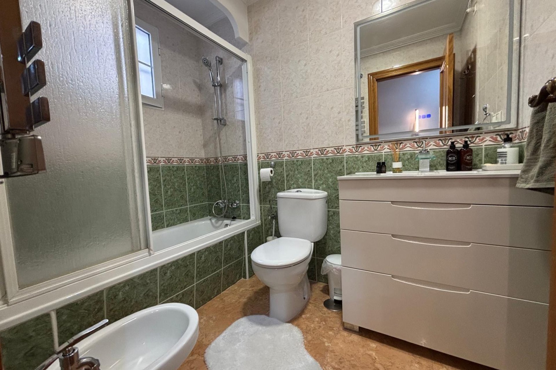 Resale - Apartment -
Torrevieja