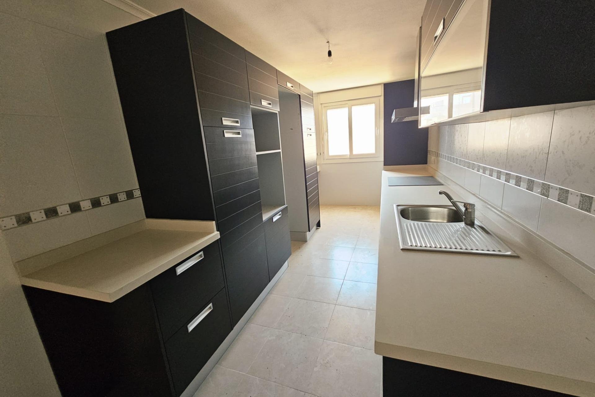 Resale - Apartment -
Torrevieja