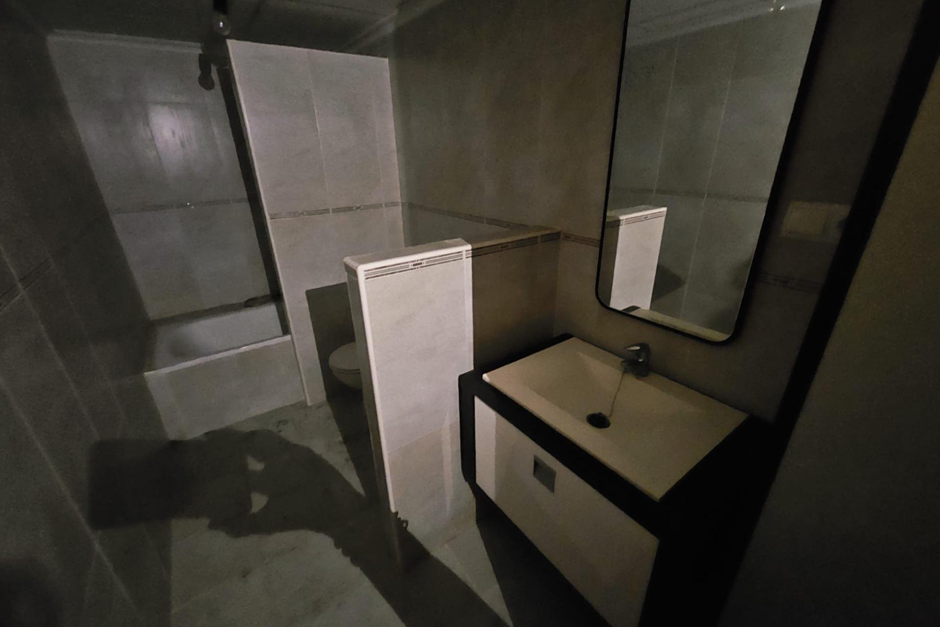 Resale - Apartment -
Torrevieja