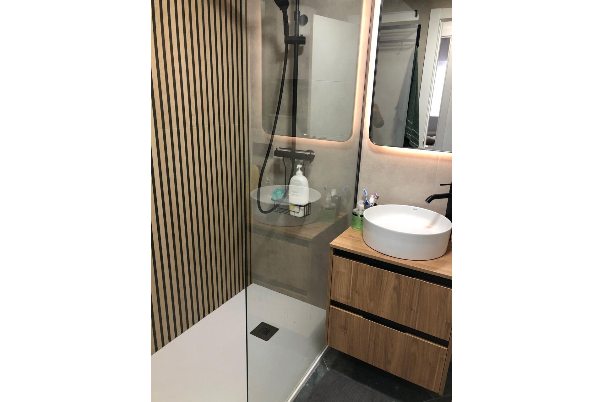 Resale - Apartment -
Torrevieja