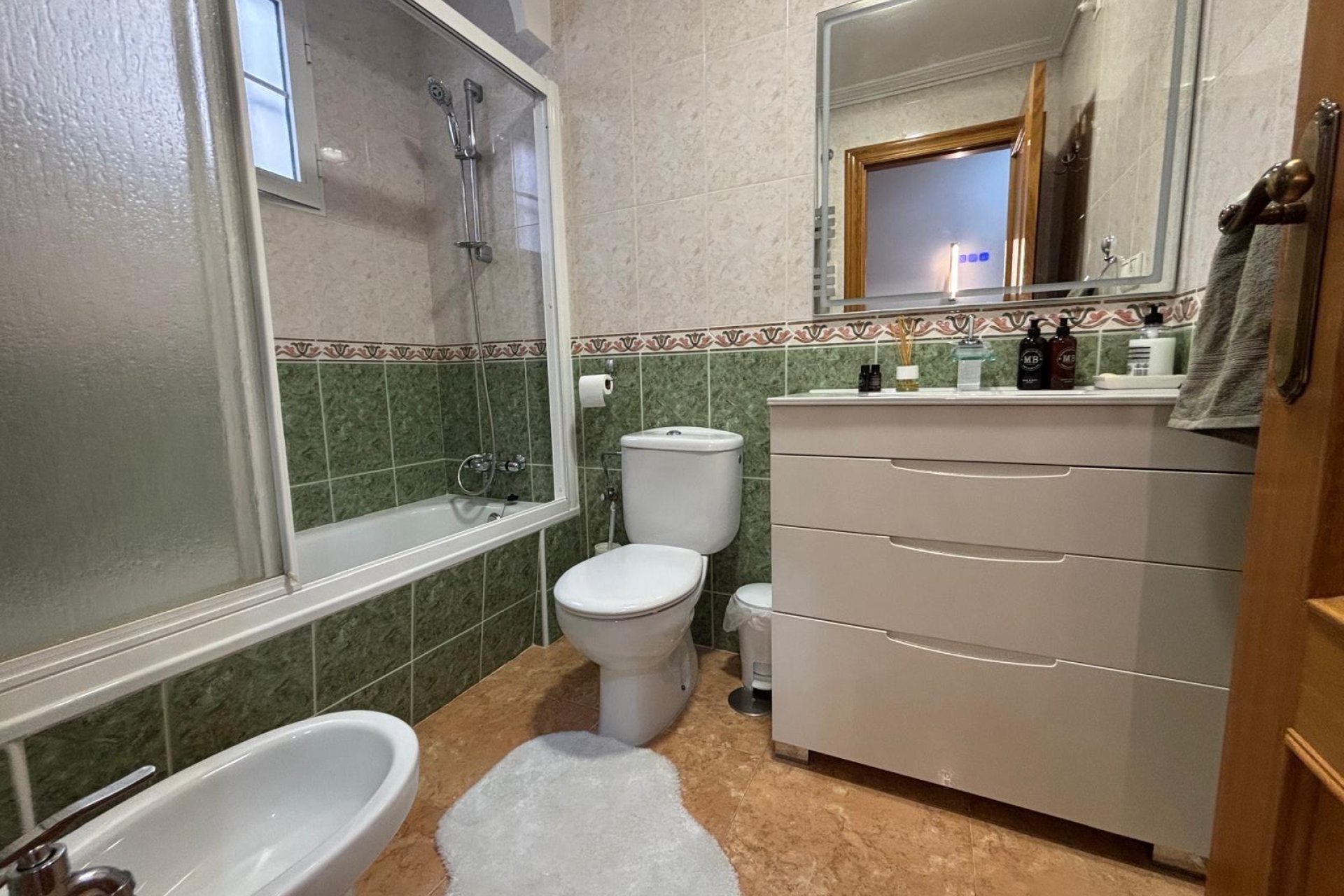 Resale - Apartment -
Torrevieja