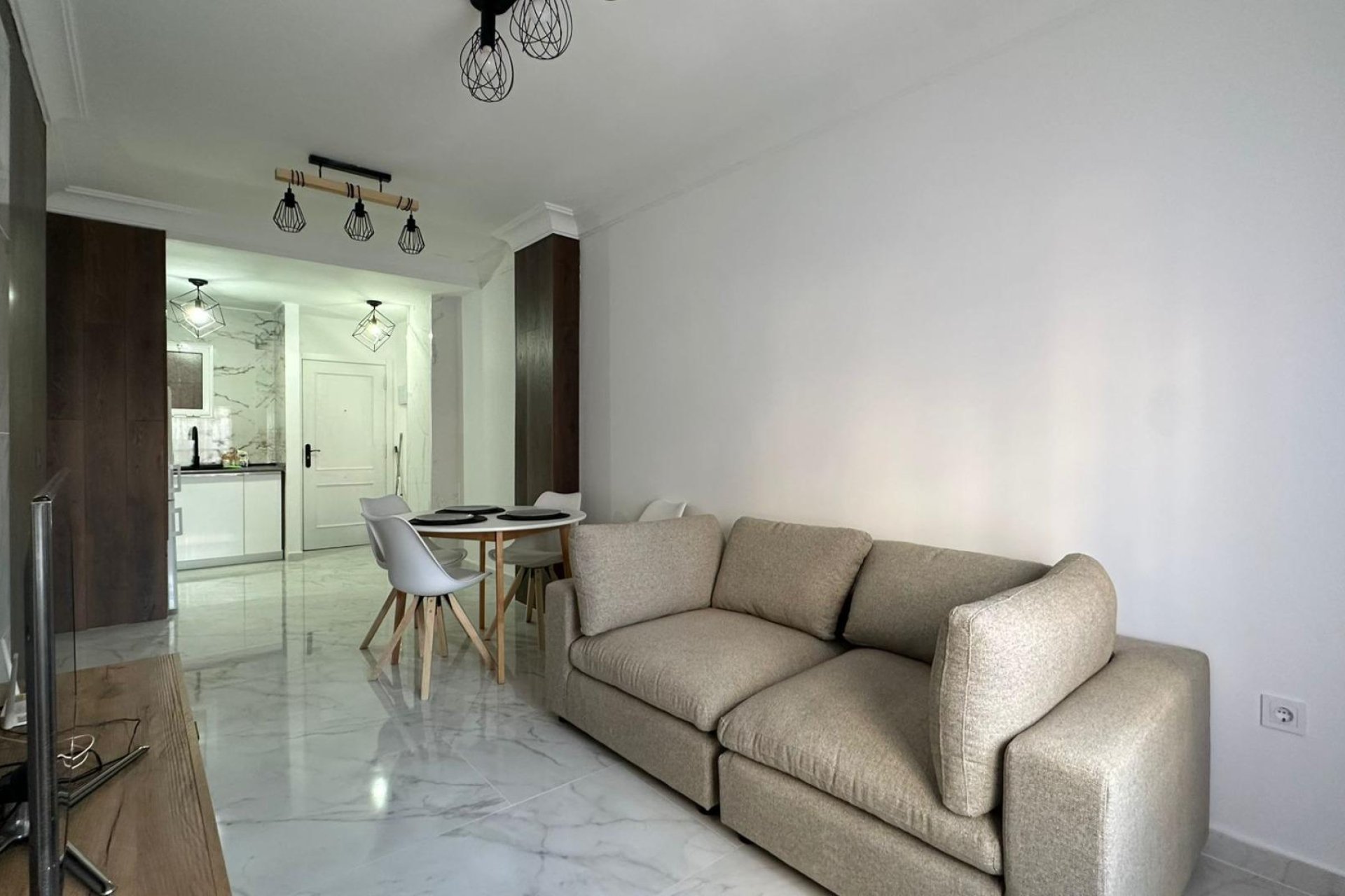 Resale - Apartment -
Torrevieja