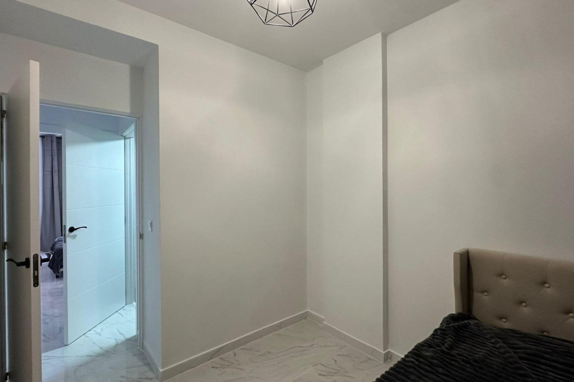 Resale - Apartment -
Torrevieja