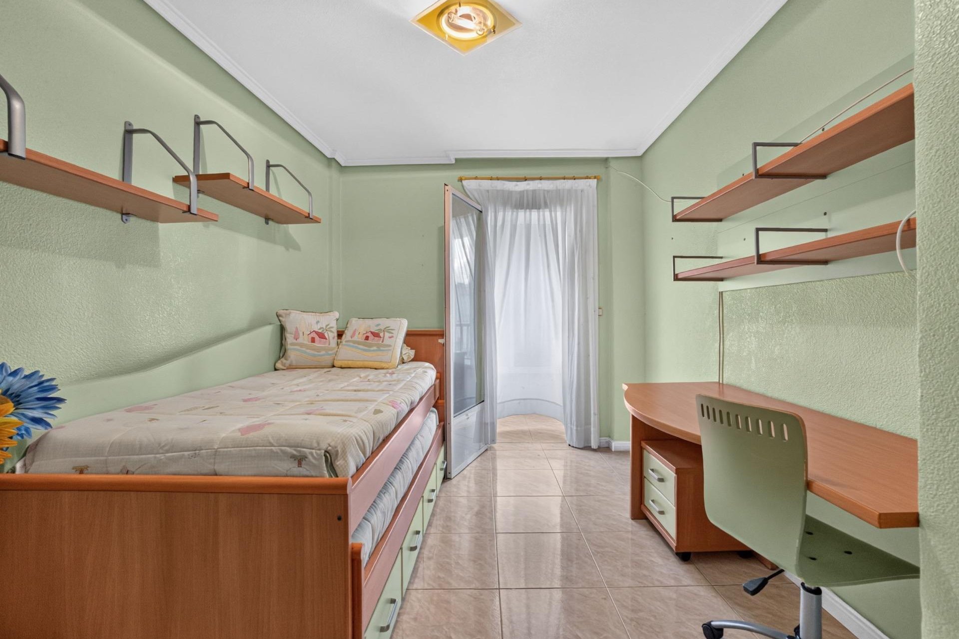 Resale - Apartment -
Torrevieja