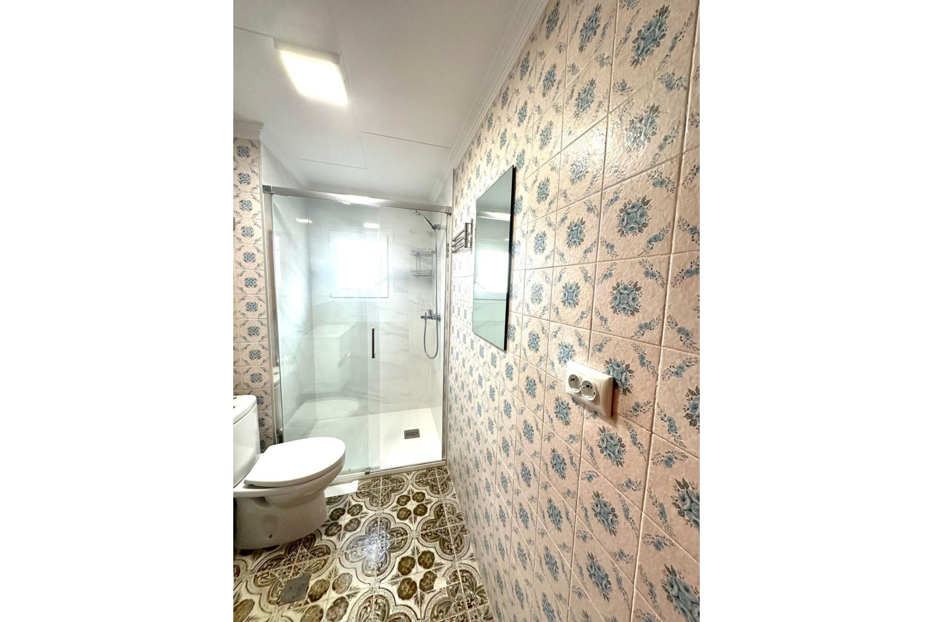 Resale - Apartment -
Torrevieja