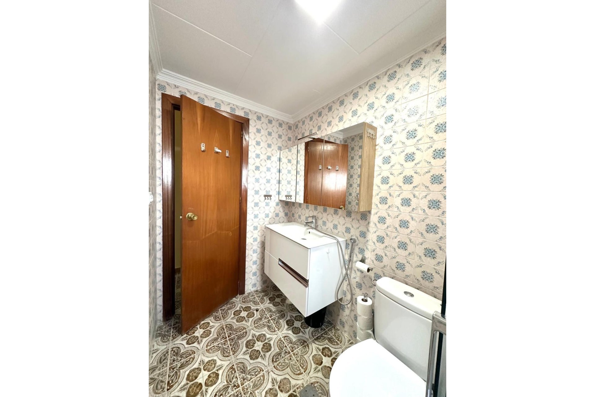Resale - Apartment -
Torrevieja