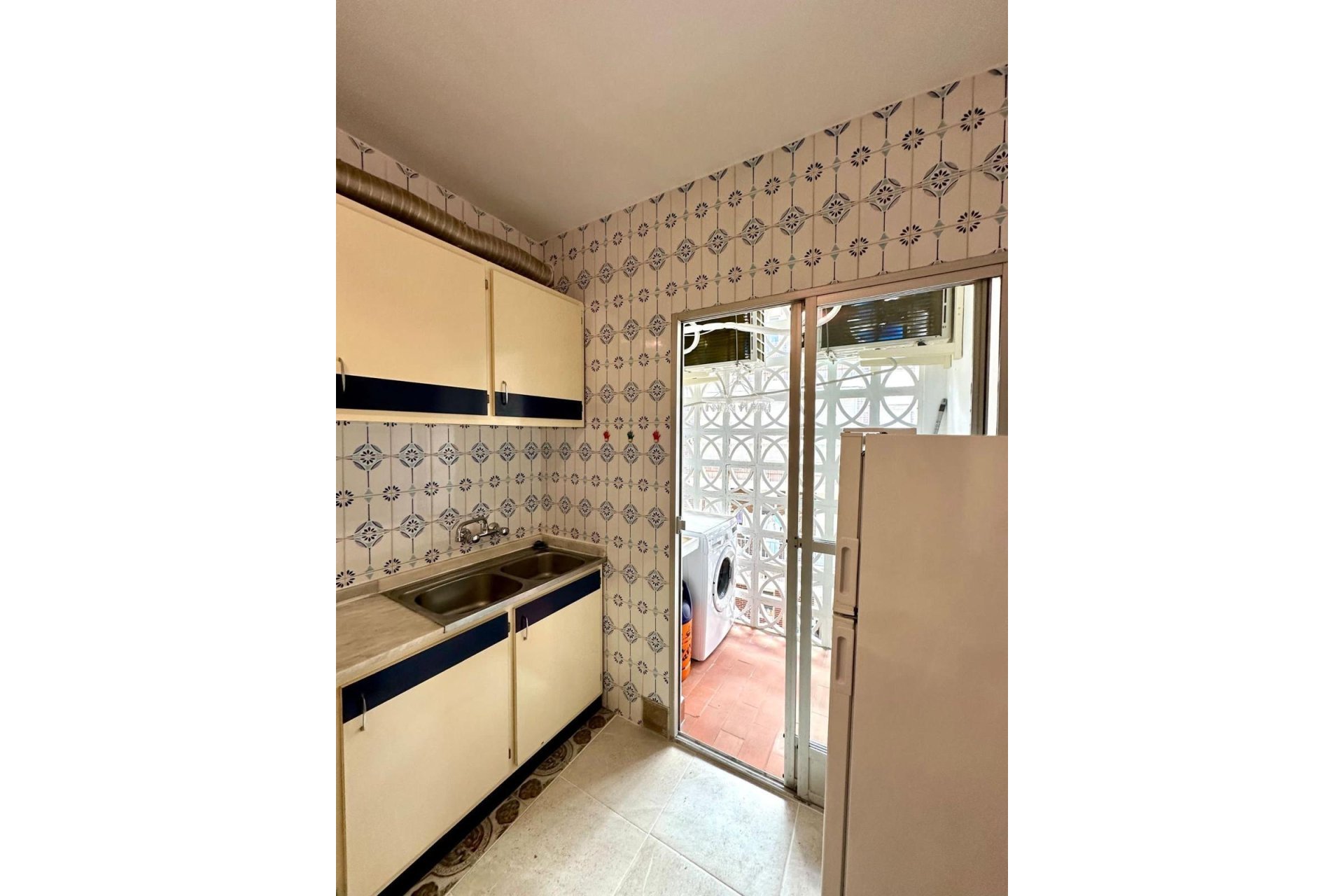 Resale - Apartment -
Torrevieja