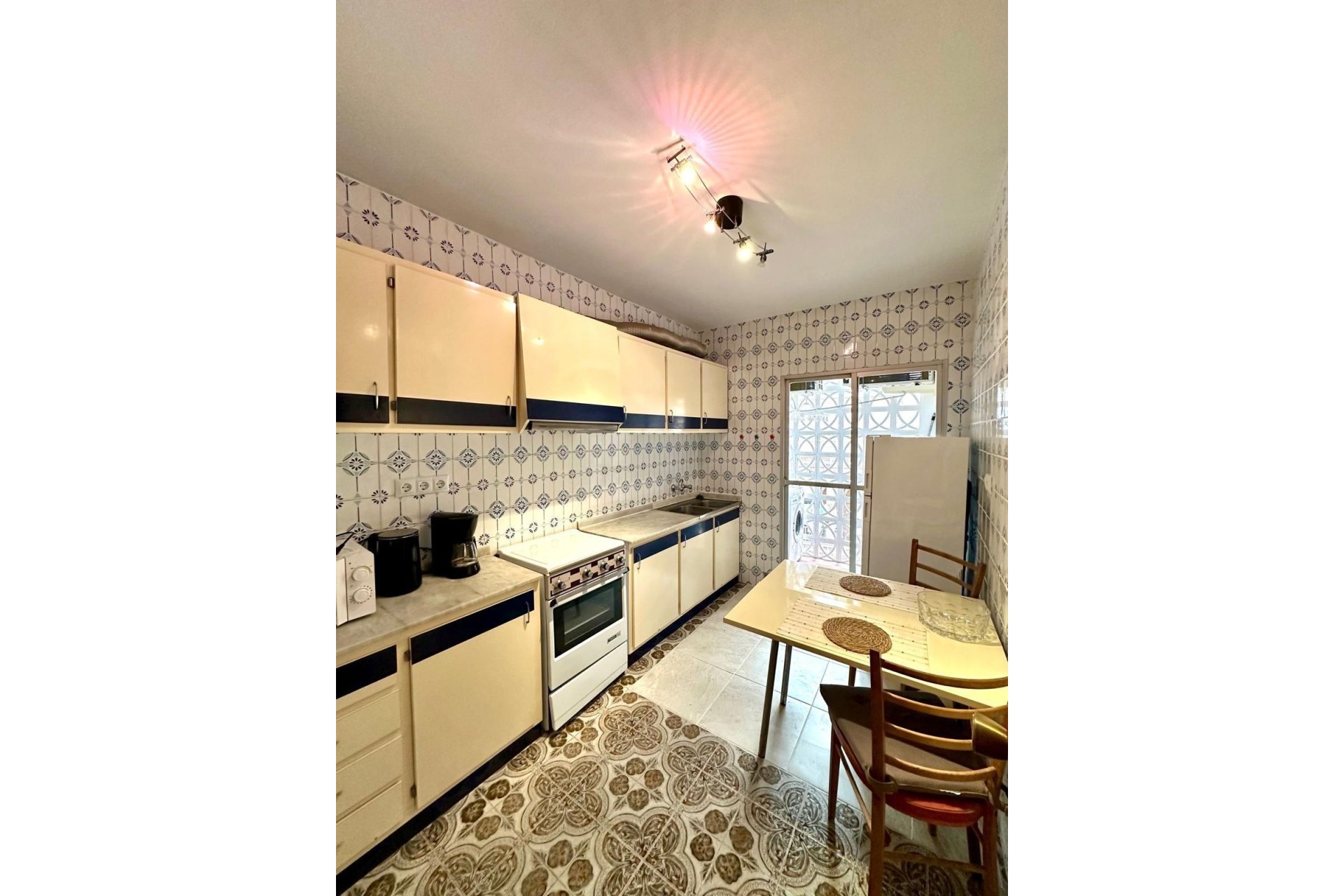 Resale - Apartment -
Torrevieja