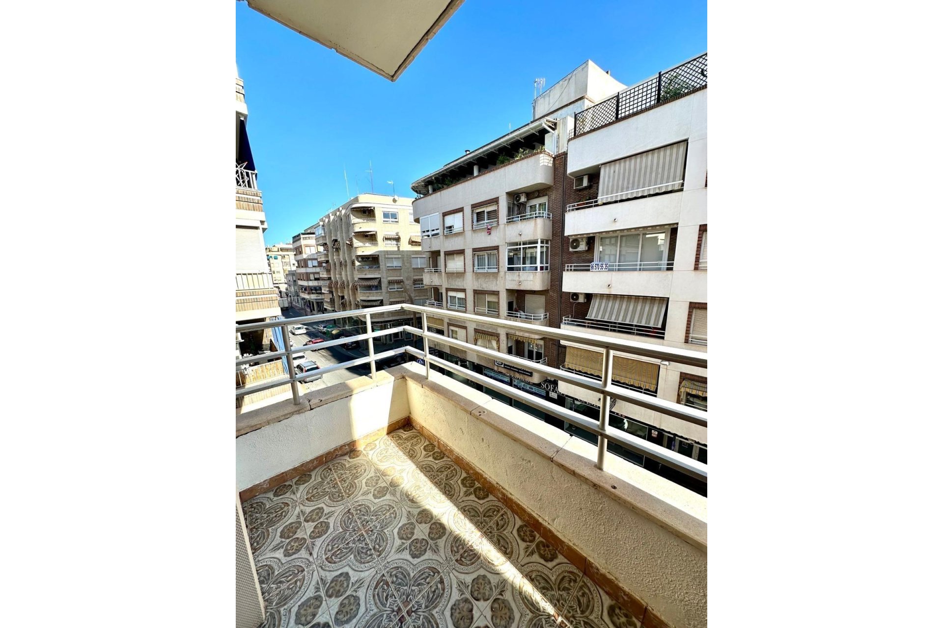 Resale - Apartment -
Torrevieja