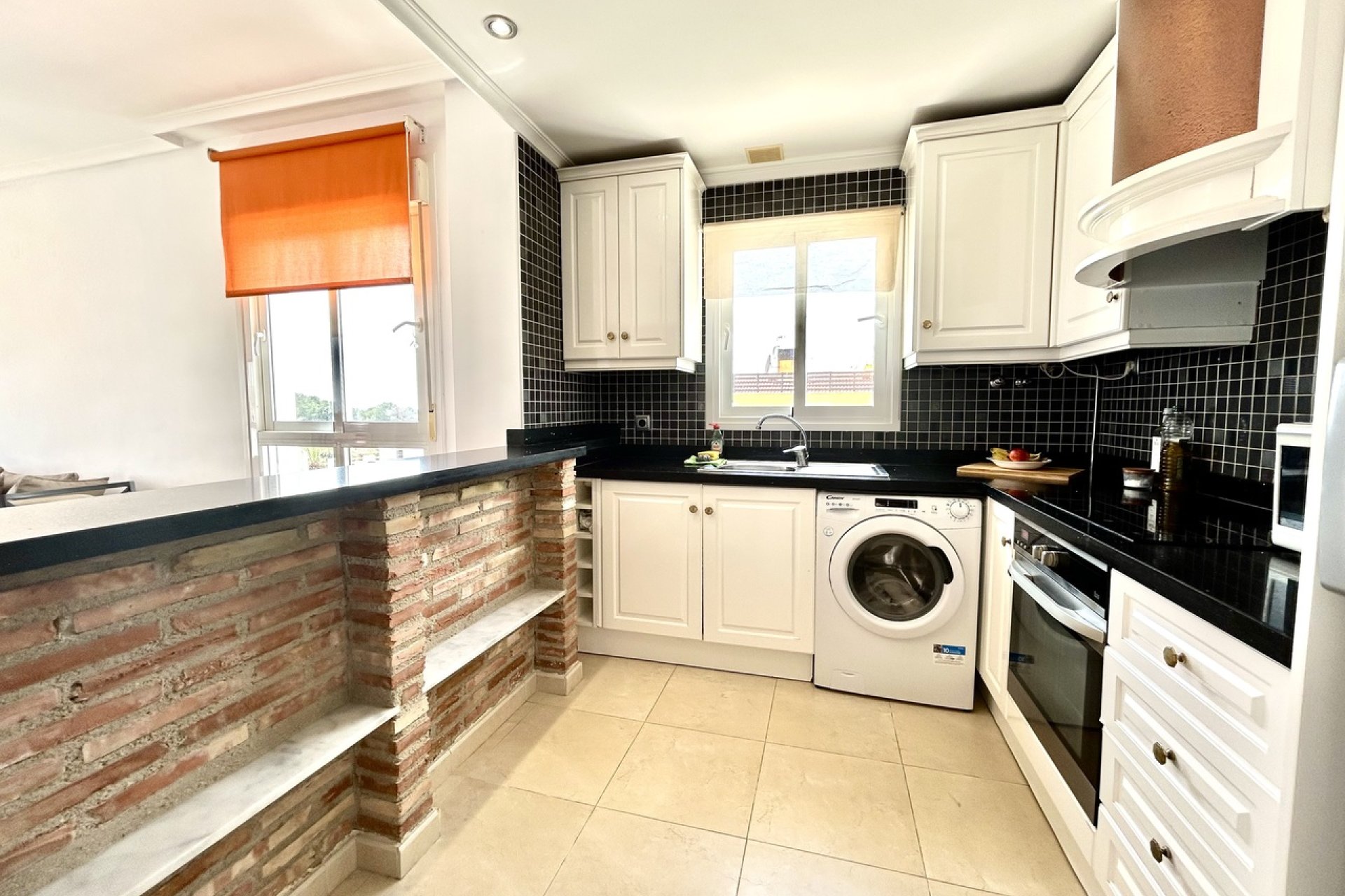 Resale - Apartment -
Villamartin - Costa Blanca