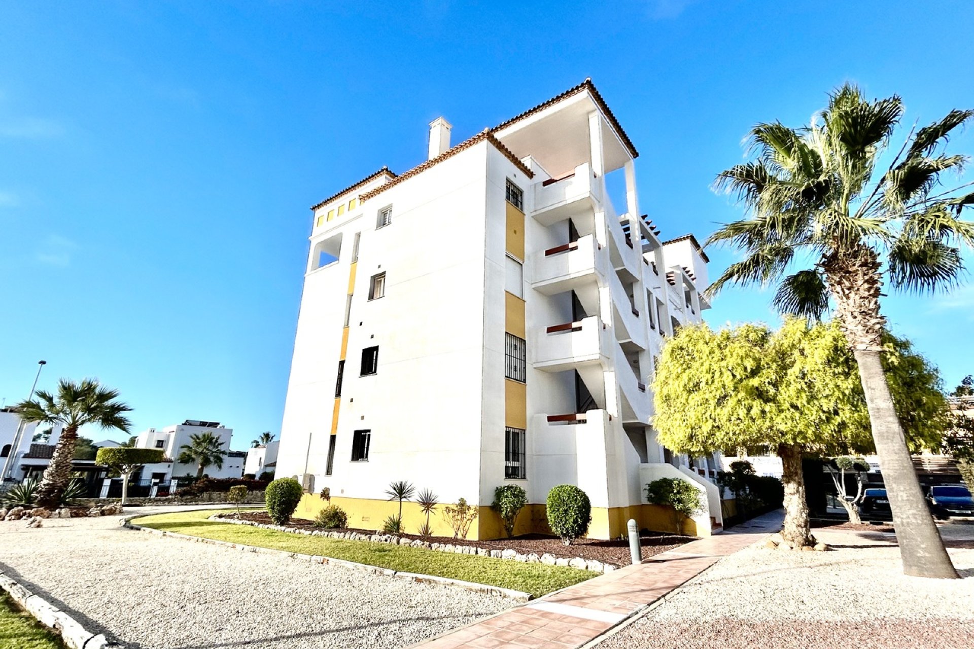 Resale - Apartment -
Villamartin - Costa Blanca