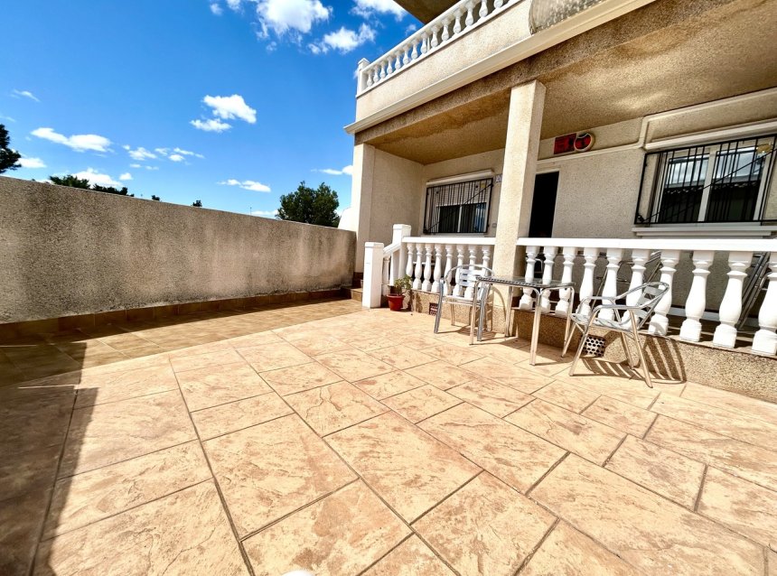 Resale - Apartment -
Villamartin - Costa Blanca