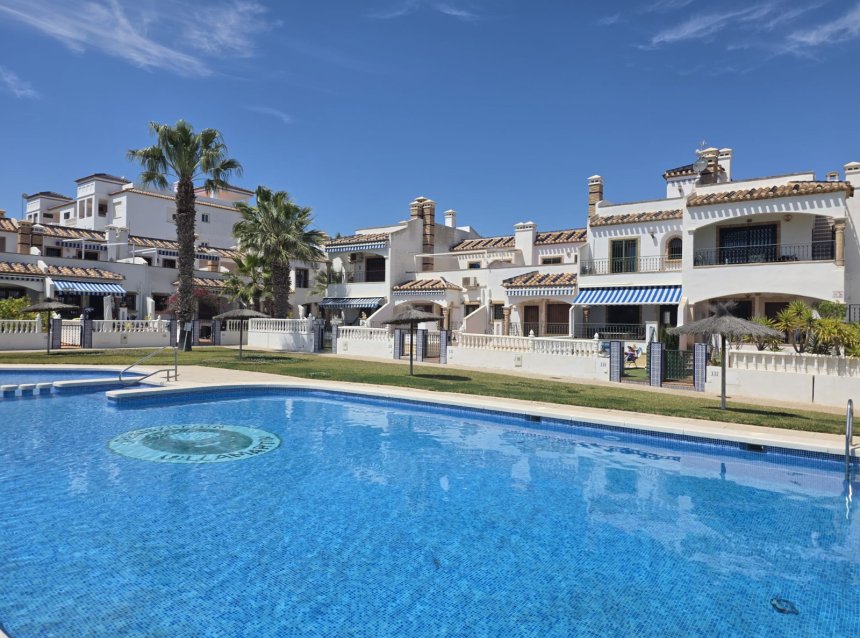 Resale - Apartment -
Villamartin - Costa Blanca
