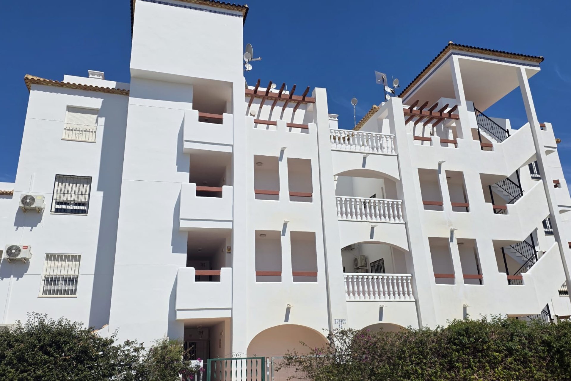 Resale - Apartment -
Villamartin - Costa Blanca