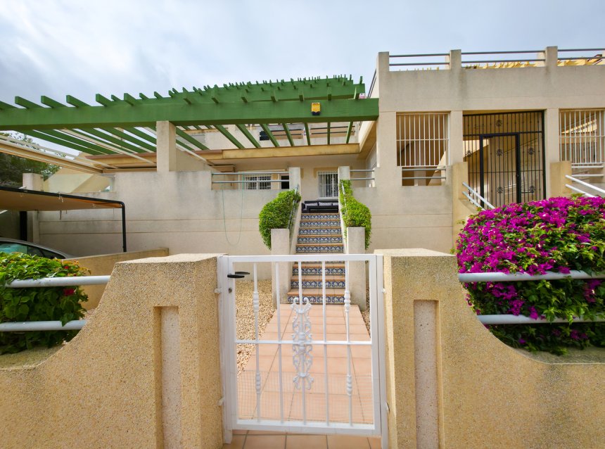Resale - Apartment -
Villamartin - Costa Blanca