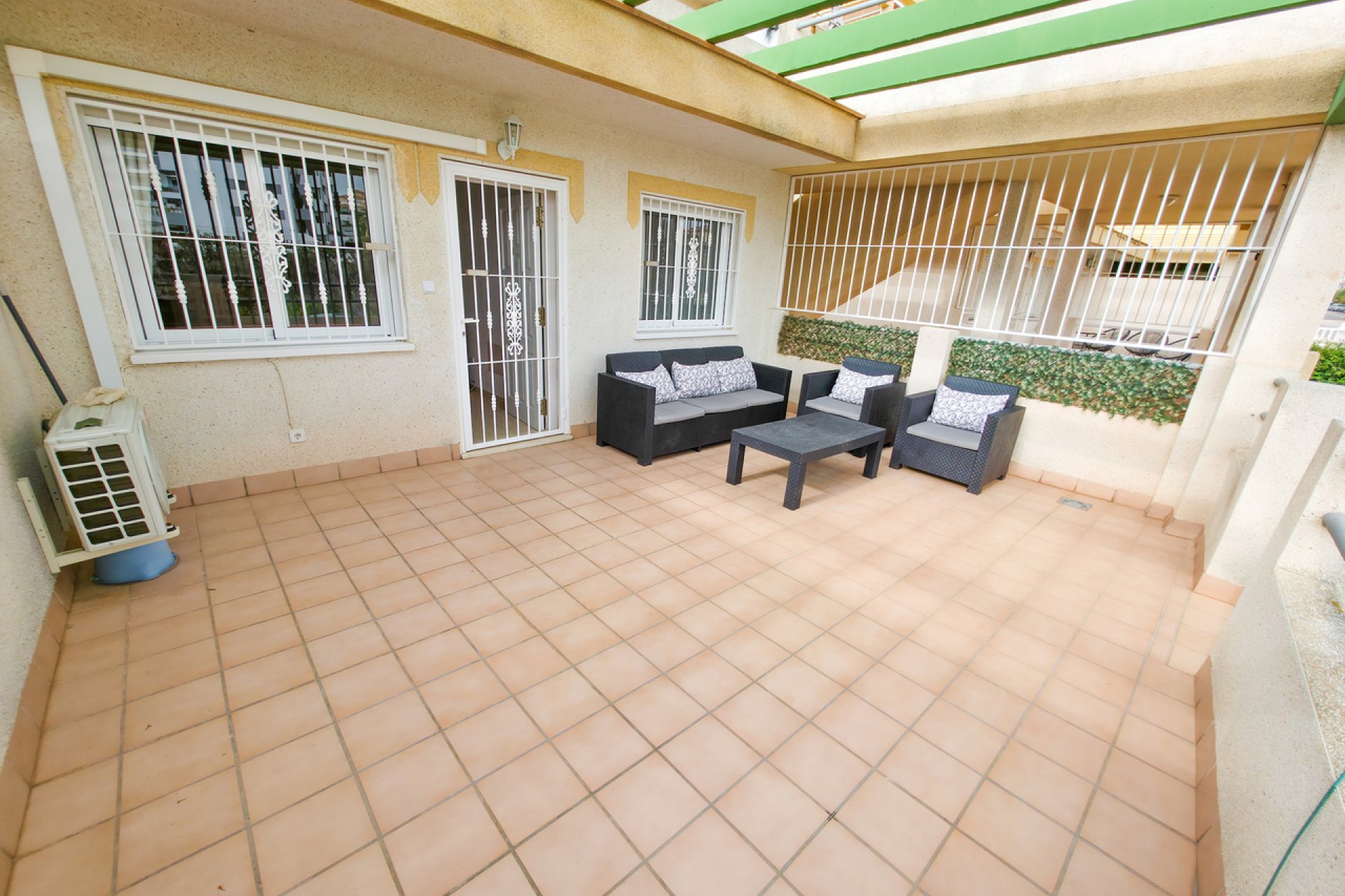 Resale - Apartment -
Villamartin - Costa Blanca