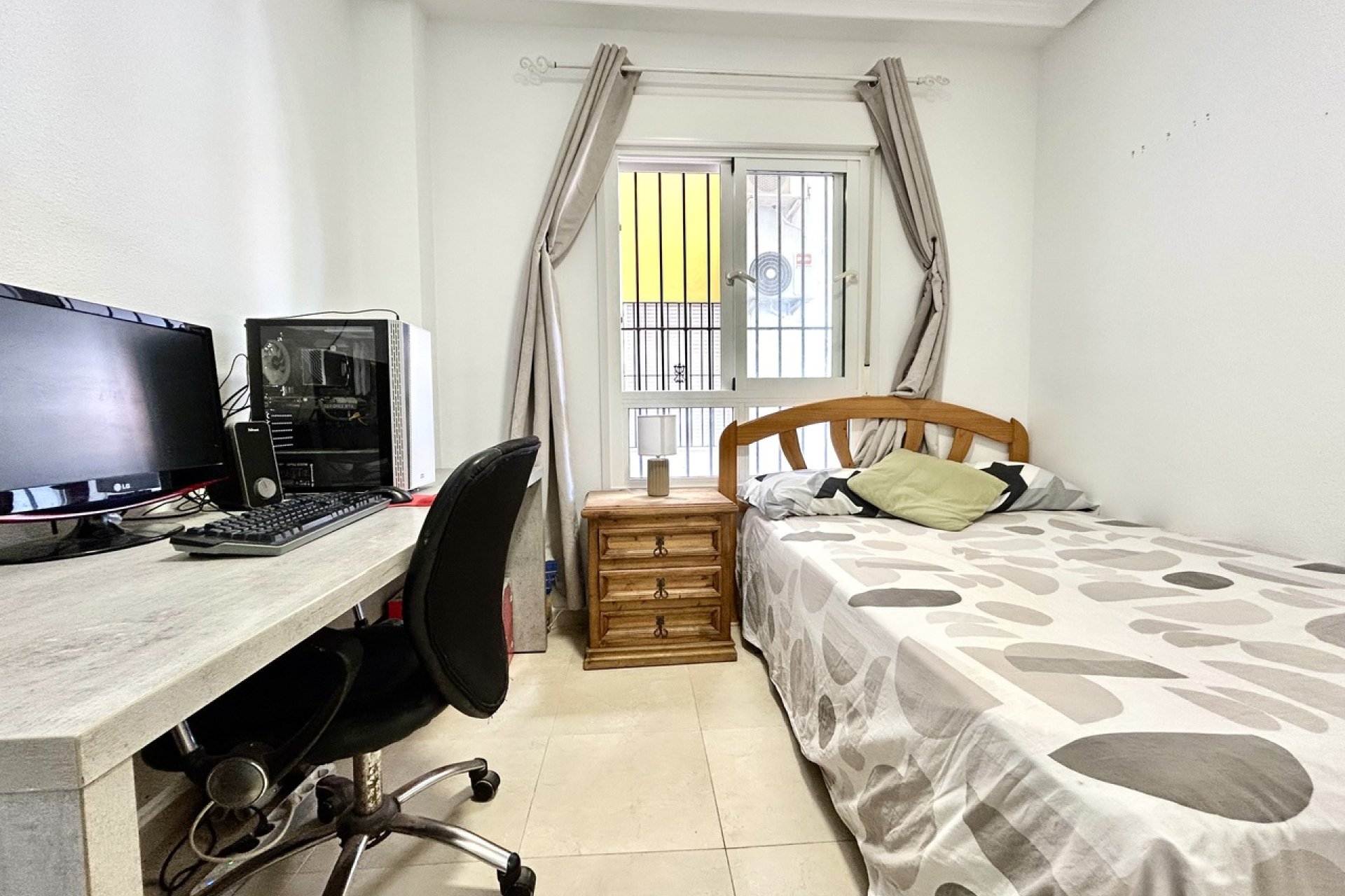 Resale - Apartment -
Villamartin - Costa Blanca