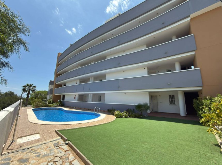 Resale - Apartment -
Villamartin - Costa Blanca