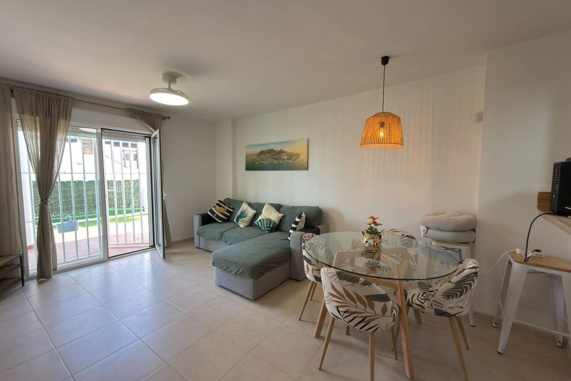 Resale - Apartment -
Villamartin - Costa Blanca