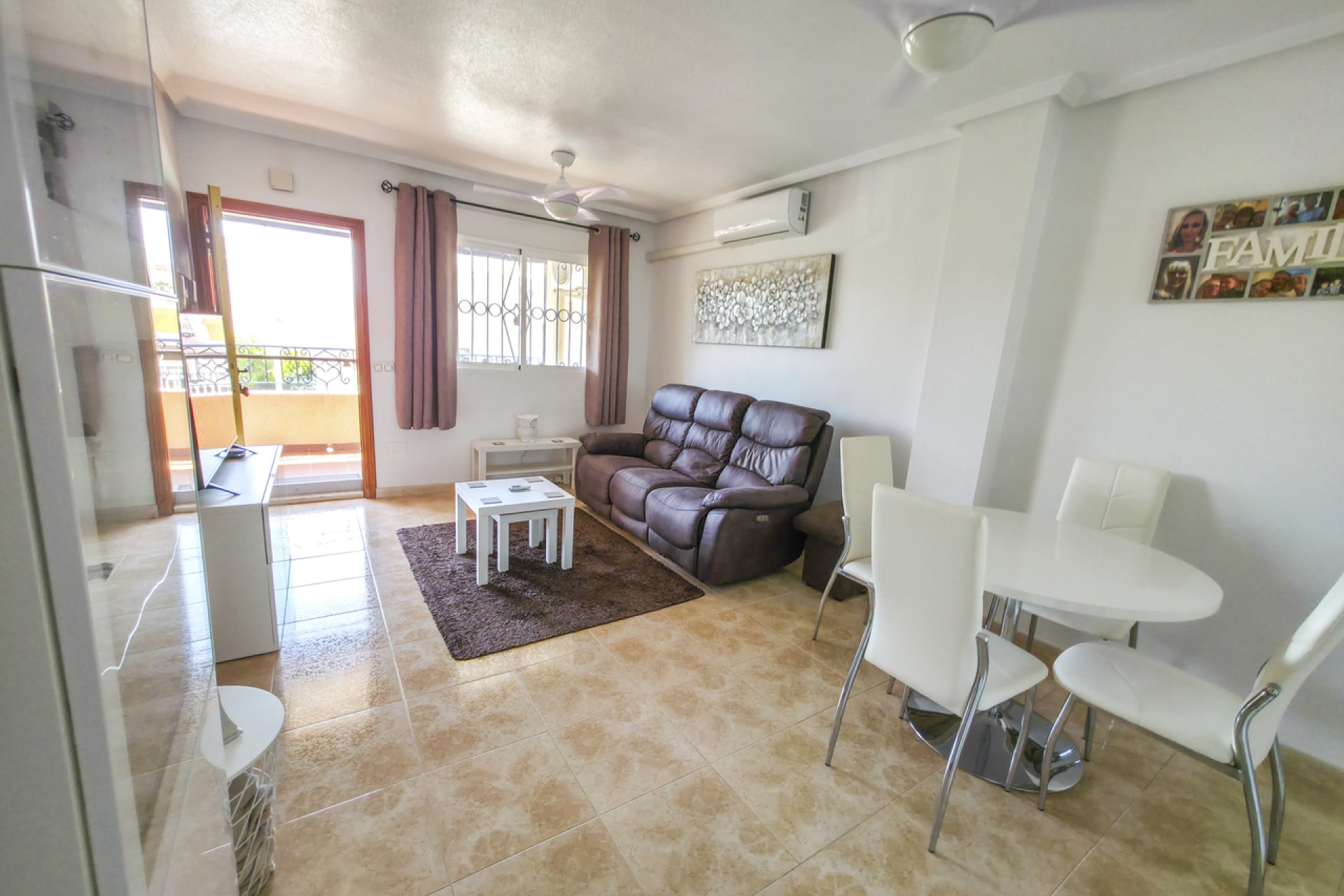 Resale - Apartment -
Villamartin - Costa Blanca