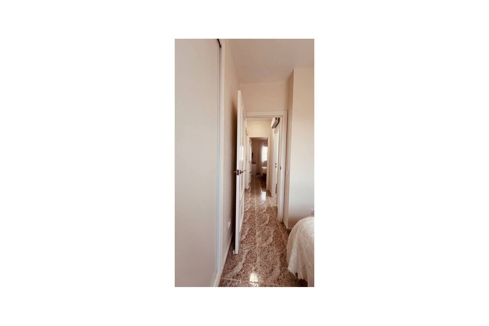 Resale - Apartment -
Villamartin - Costa Blanca