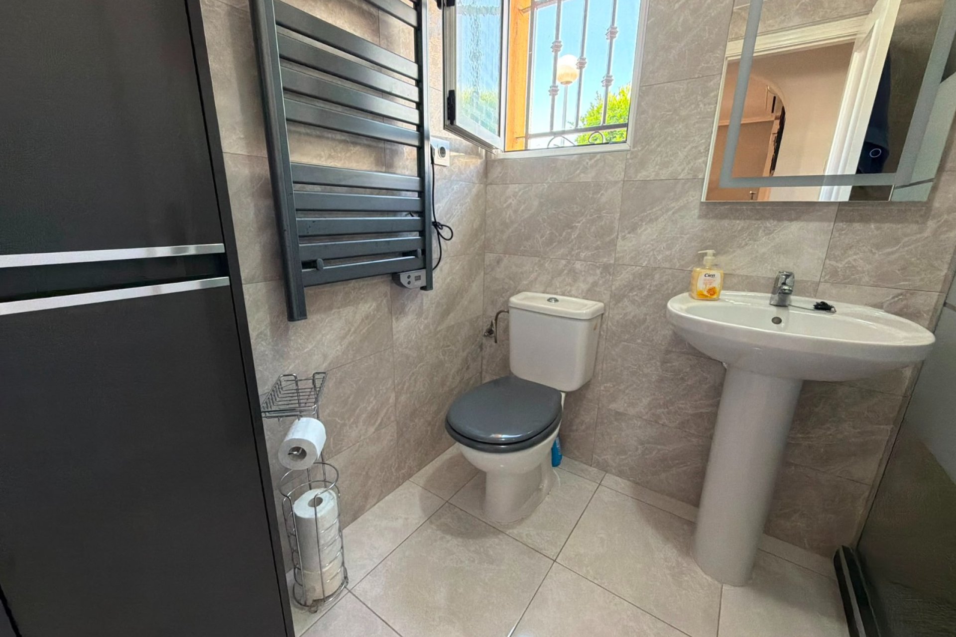 Resale - Apartment -
Vistabella Golf Entre Naranjos - Inland
