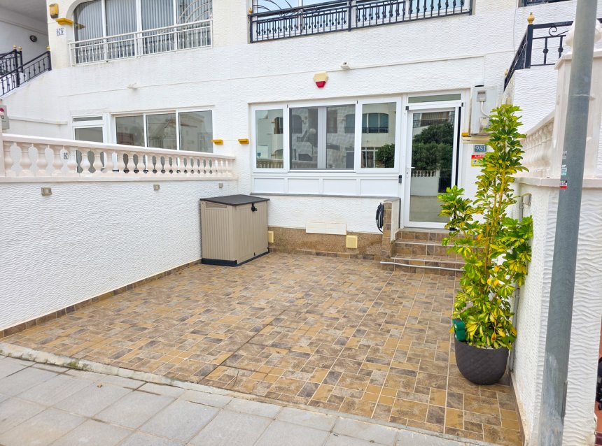 Resale - Apartment -
Vistabella Golf Entre Naranjos - Inland