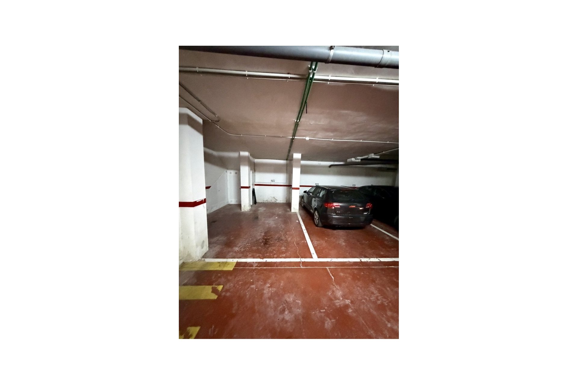 Resale - Bungalow -
Benferri - Inland