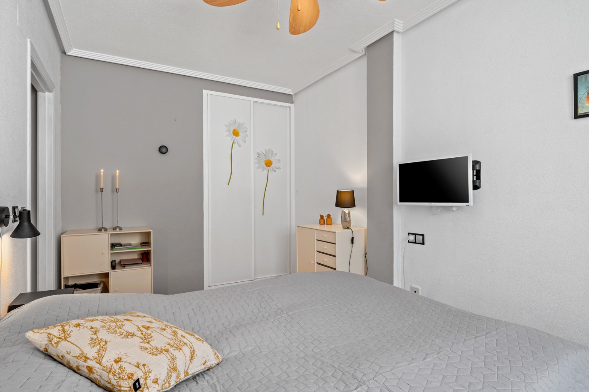 Resale - Bungalow -
Orihuela Costa - Costa Blanca