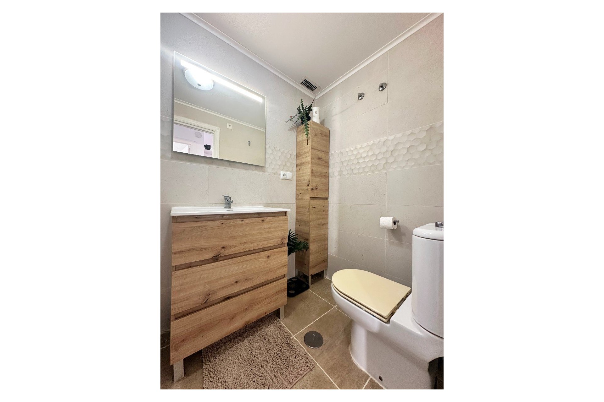 Resale - Bungalow -
Orihuela Costa - Costa Blanca